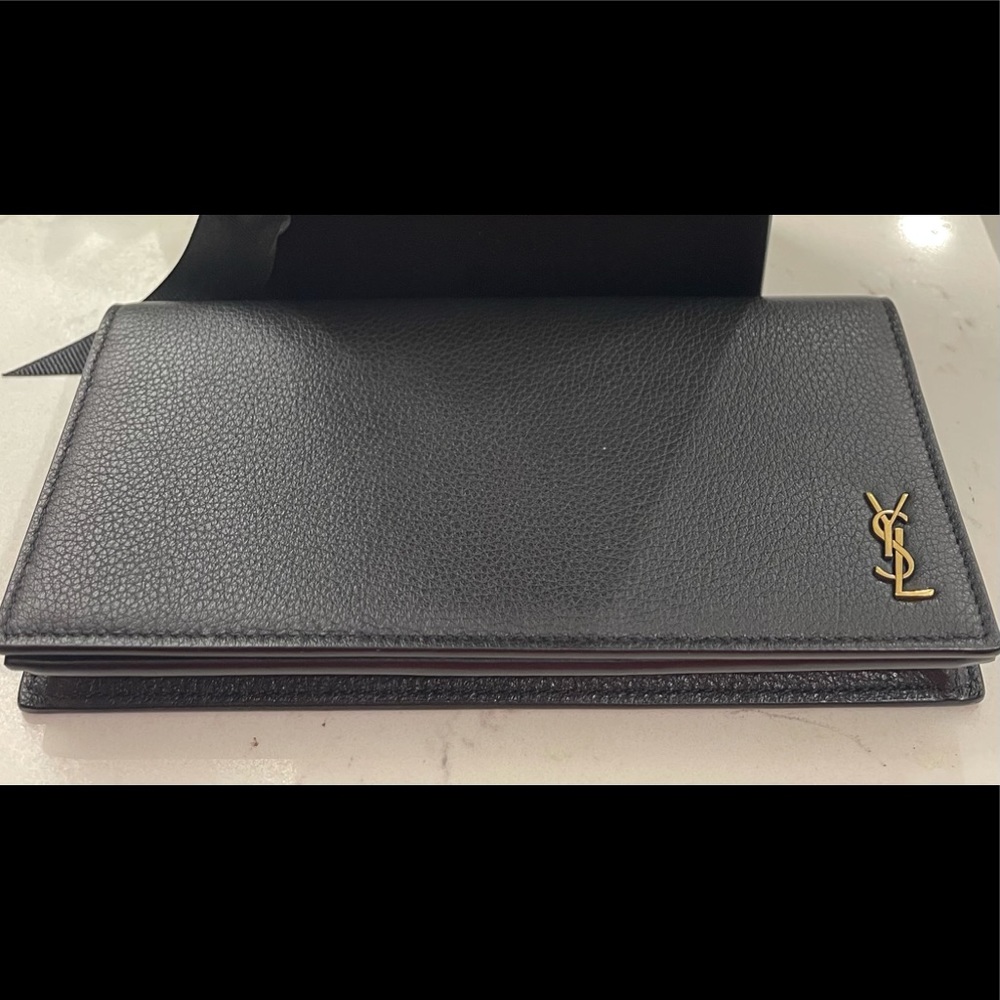 Brand new YSL tiny monogram wallet
